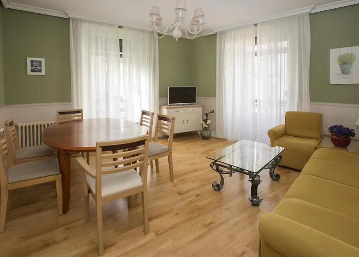 Semesterbostad Turisticos La Catedral Ávila